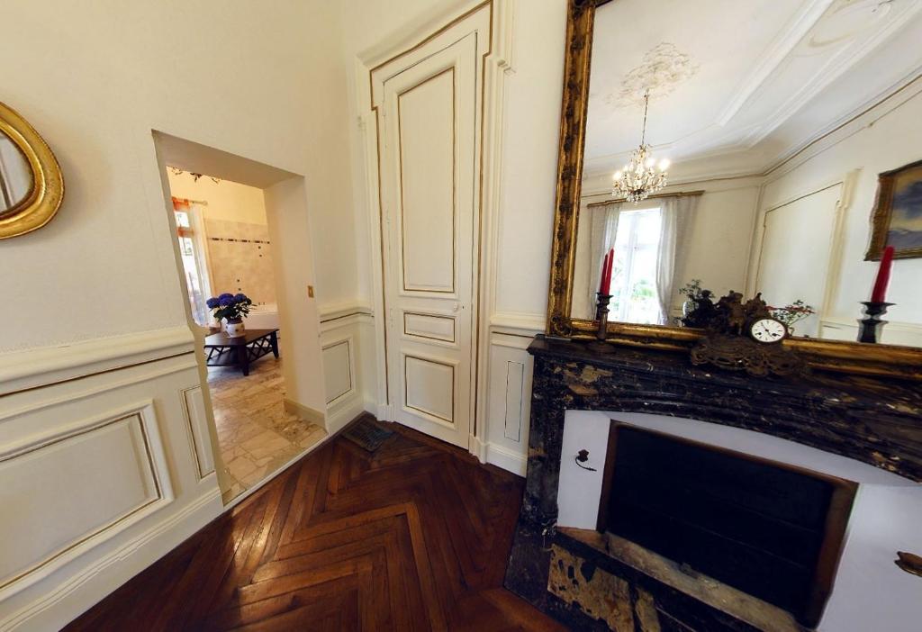Château Bouvet Ladubay Maison d'hôtes *
